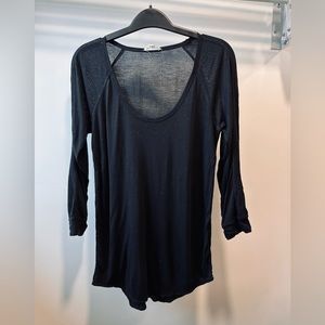 Aritzia - Wilfred Free 3/4 length sleeve t-shirt